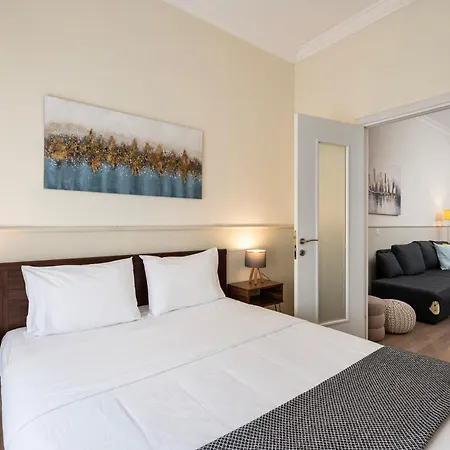 Houseloft Heritage Retreat